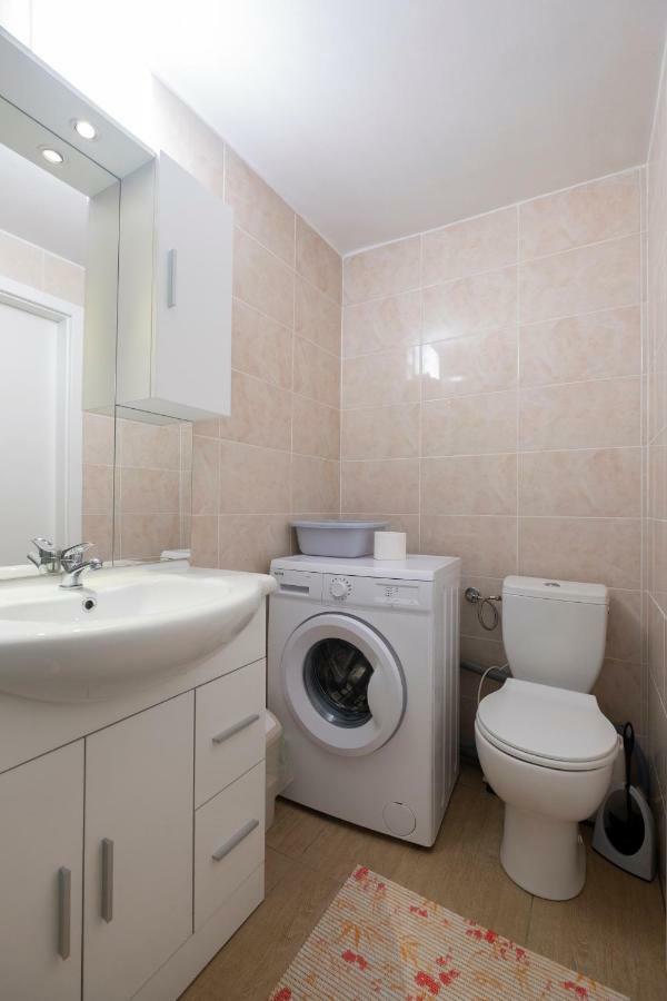 Newly Renovated Studio With Air Conditioner & Free Parking Ljubljana Exterior photo